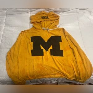 Michigan Gameday Cropped Sweatshirt